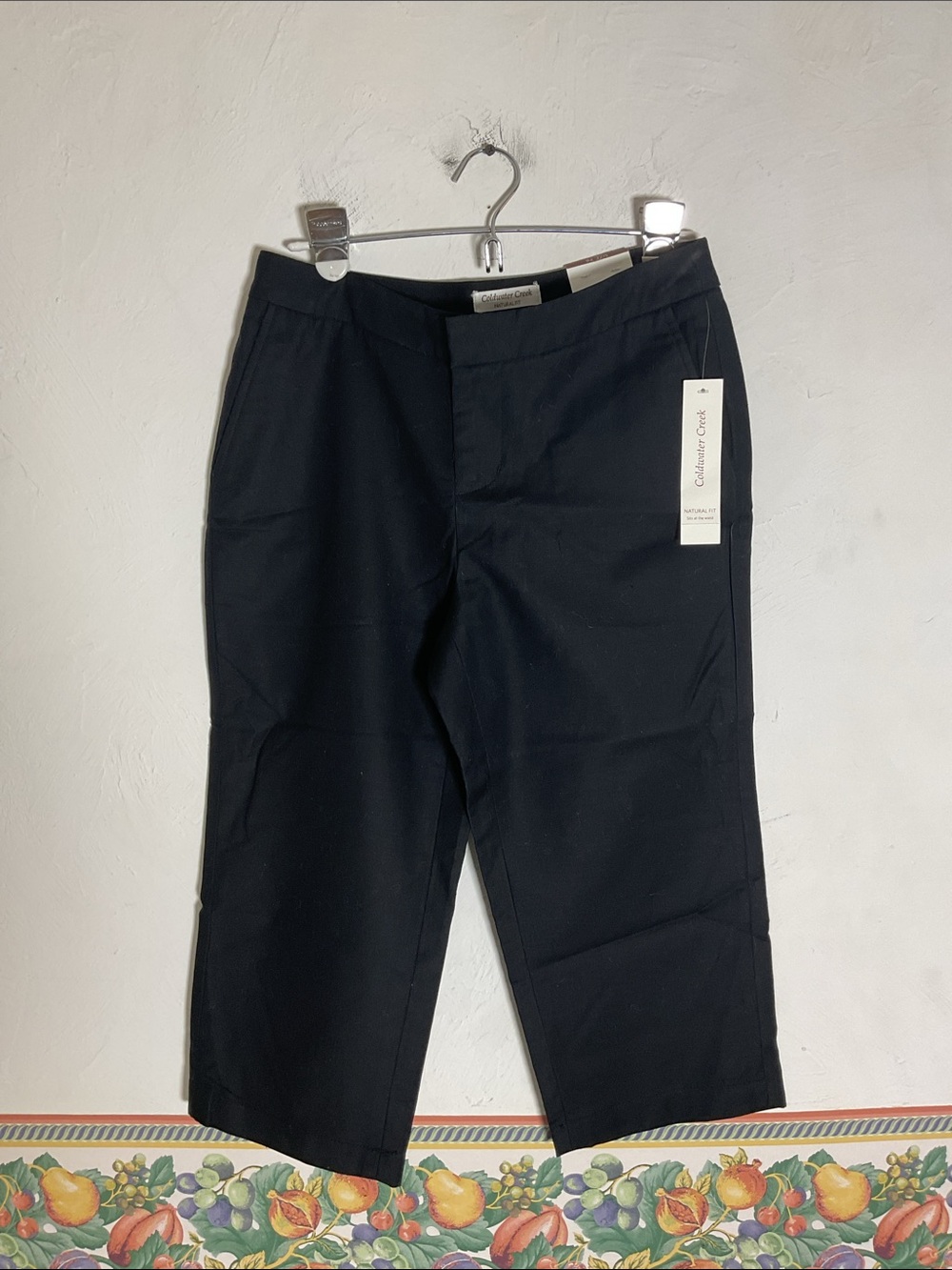 Coldwater Creek Natural Fit Black Double Cloth Cropped Pants Petite Size 6P NWT
